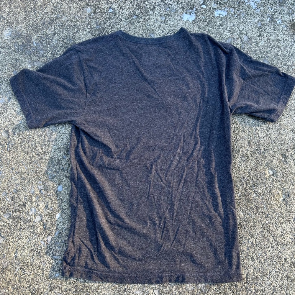 Vintage Y2K Hollister T-Shirt - Picture 4 of 4